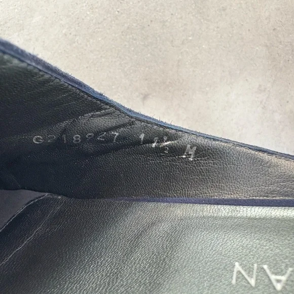 Stuart Weitzman Suede Mules - Picture 10 of 10